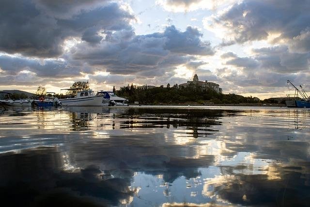 Discover Sozopol: Top Educational Travel Tips & Fascinating University and School History Facts