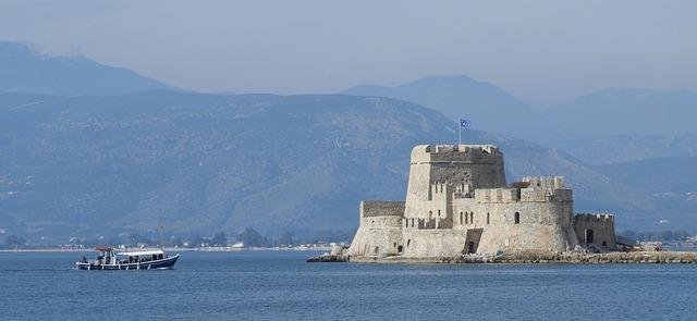 Unlock Nafplio: Top Educational Travel Tips & Fascinating University Facts for Curious Explorers